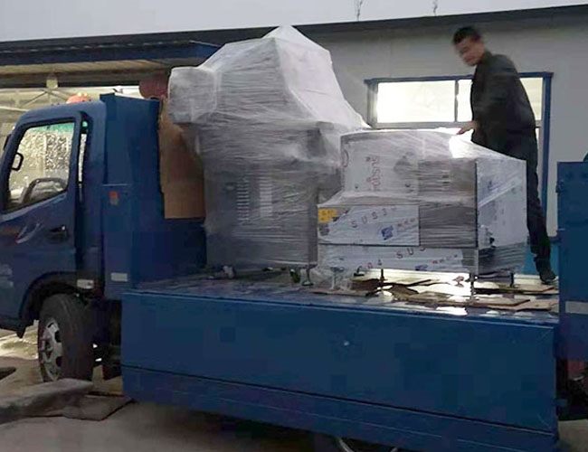 匯品鹽水注射機離心甩干機發(fā)貨現場