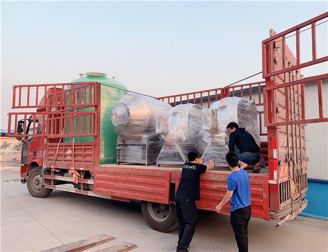 匯品1200L水冷泵變頻真空滾揉機一臺，600L可傾燃氣煮鍋2臺發(fā)往河南