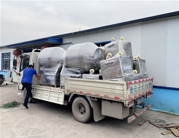 400L真空滾揉機(jī)4臺(tái)，200L料車10臺(tái)，發(fā)往河南安陽