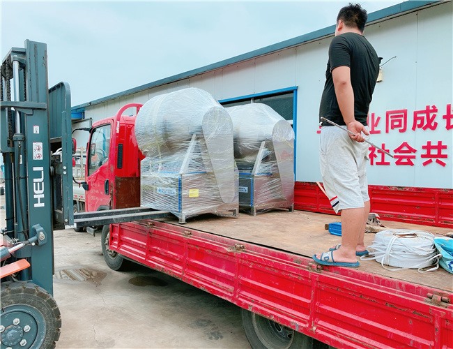 300L真空滾揉機2臺，發(fā)貨河南許昌